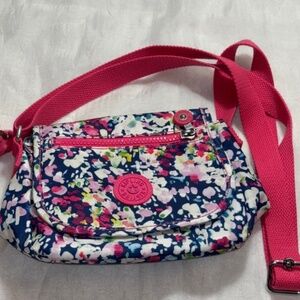 Kipling Small Crossbody Bag White/Pink Adjustable Strap Snap Closure